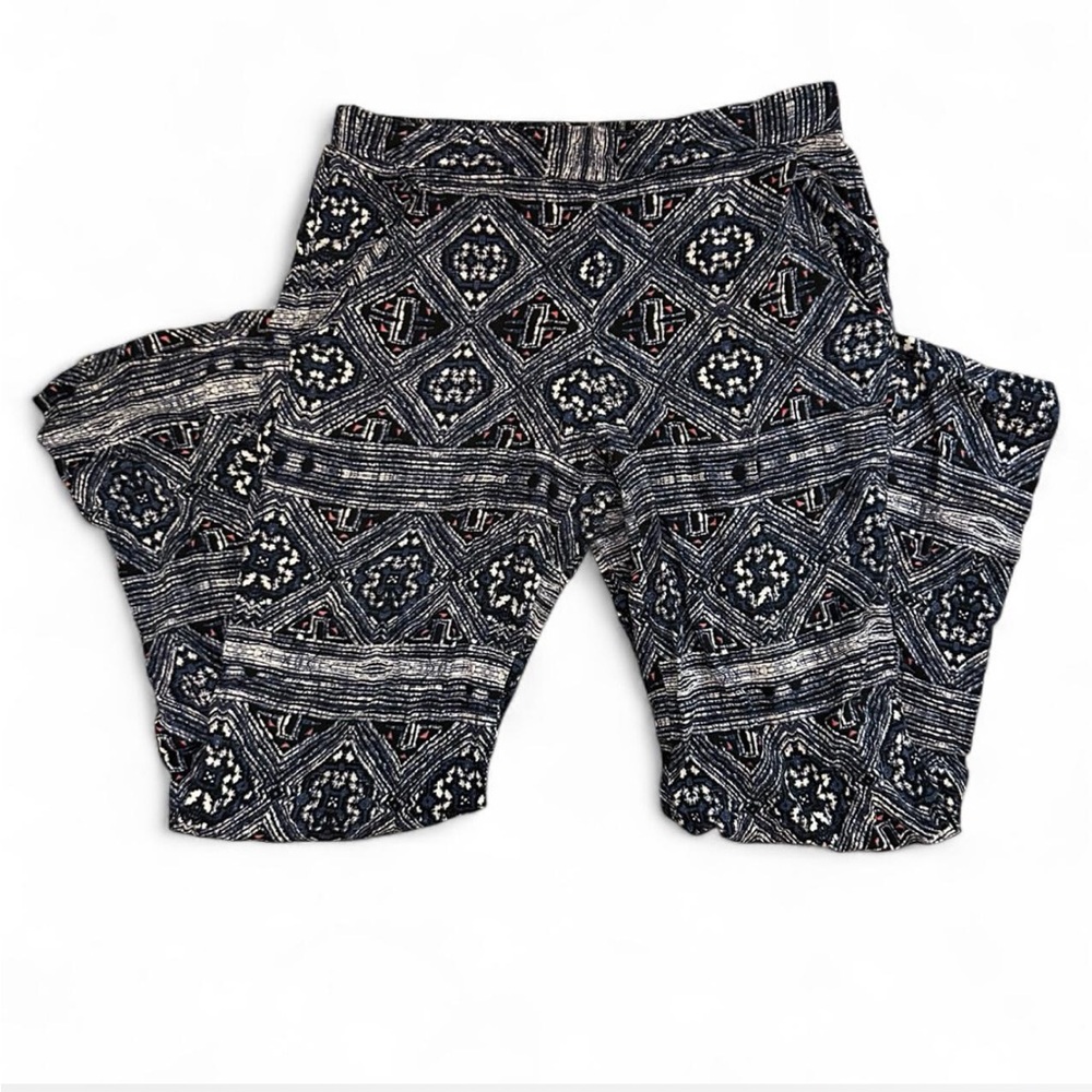 by & by flared pants with‎ geometric pattern